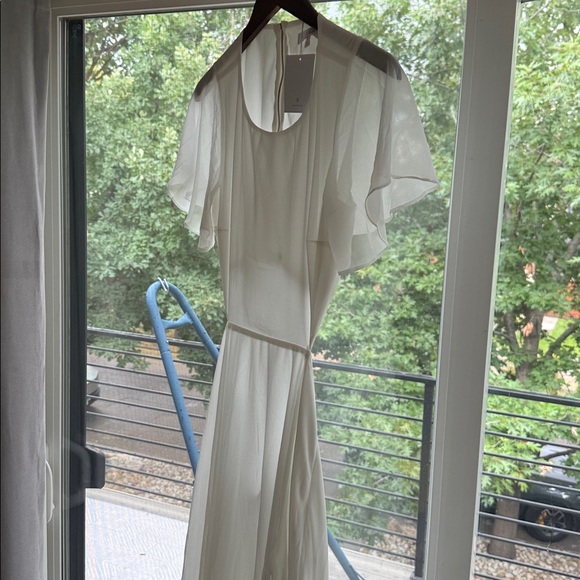 NWT- Lulus Elegant Confidence White Satin Flutter Sleeve Cutout Maxi Dress M - Picture 6 of 8